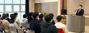 龍馬学園での表彰式の様子